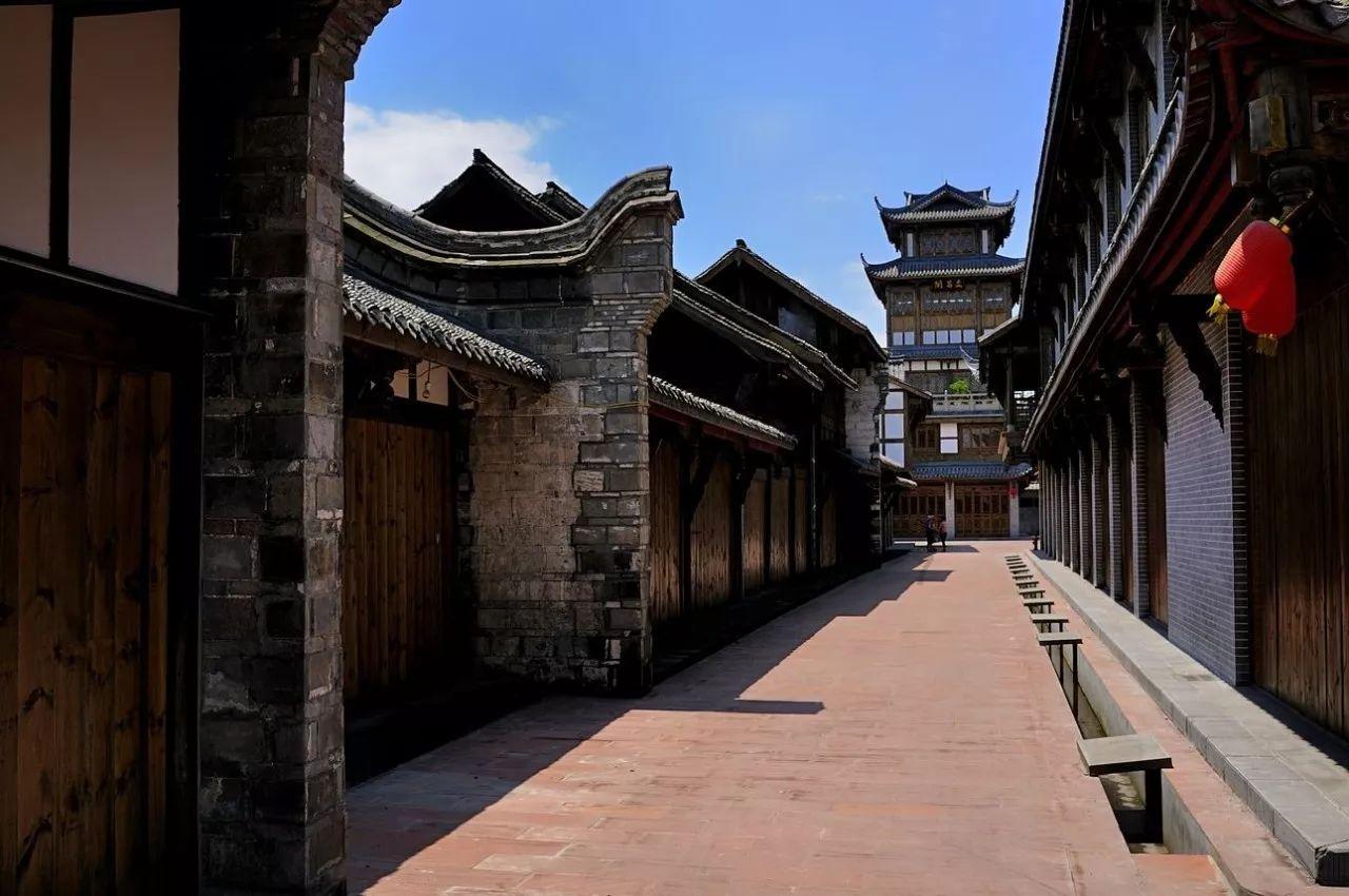 外地人到北京旅游，应该买点什么北京特产？